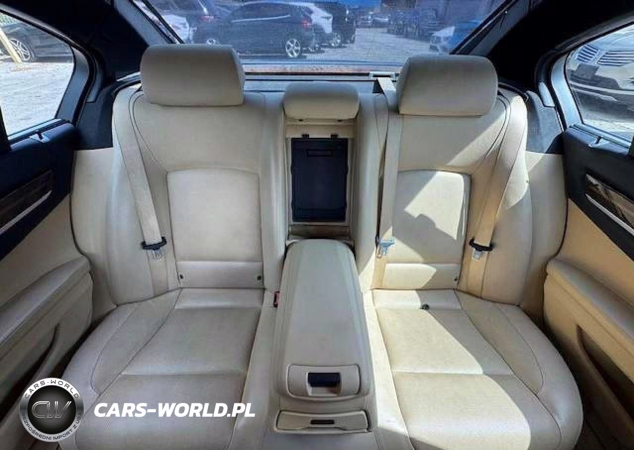 2015 BMW 750 Xi VIN:WBAYB6C5XFD965910 - 10