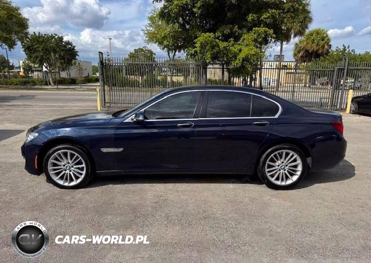 2015 BMW 750 Xi VIN:WBAYB6C5XFD965910 - 12