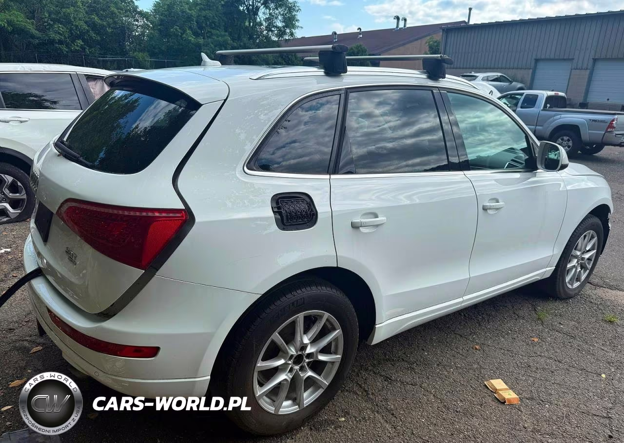 2012 Audi Q5 Premium Plus VIN:WA1LFAFP0CA06698 - 4
