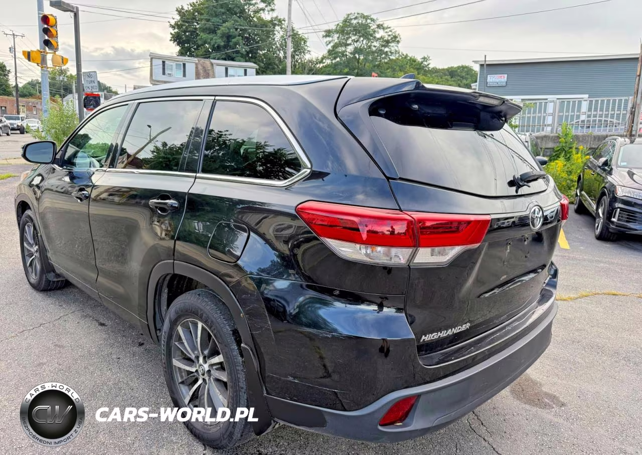 2017 Toyota Highlander Xle VIN:5TDJZRFH6HS371118 - 2