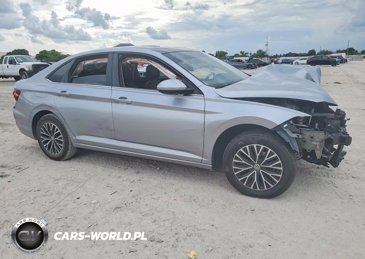 2019 Volkswagen Jetta S VIN:3VWC57BU0KM202373 - 4