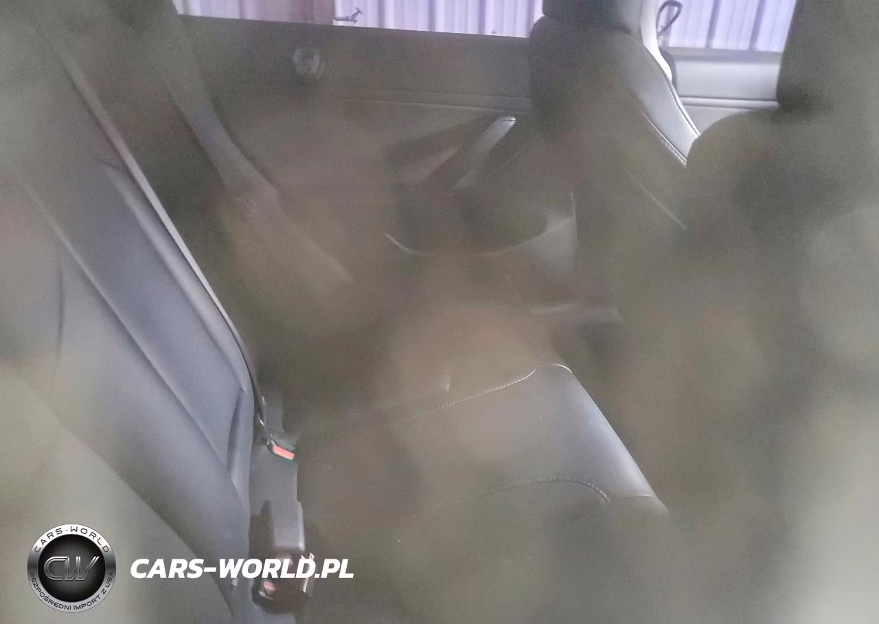 2018 Tesla Model 3 VIN:5YJ3E1EA3JF152699 - 10