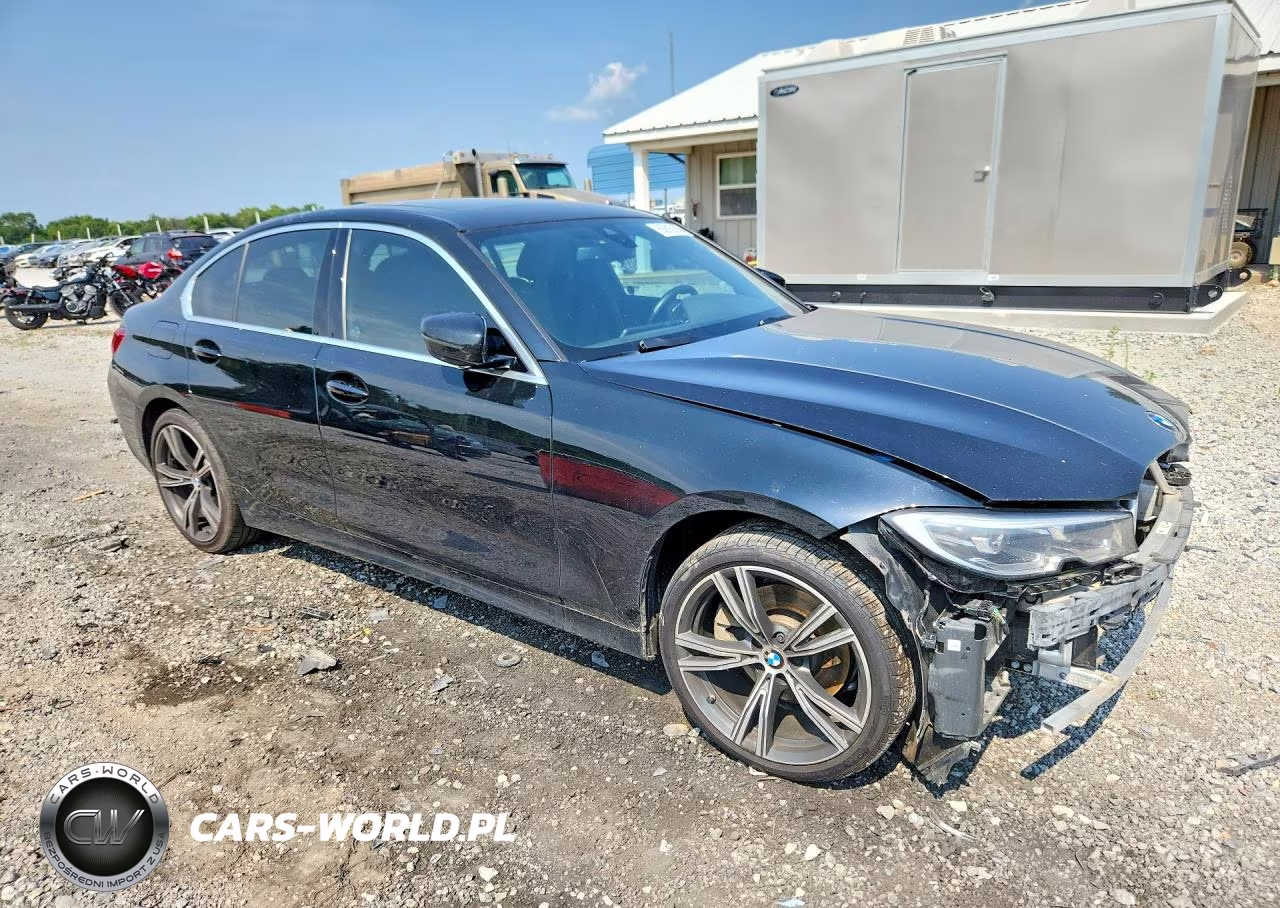 2022 BMW 330Xi VIN:3MW5R7J00N8C65983 - 4