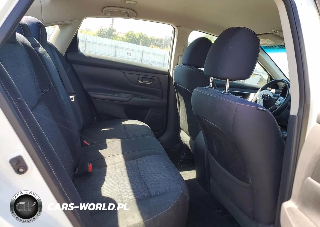 2016 Nissan Altima 2.5 S VIN:1N4AL3AP1GC283693 - 10