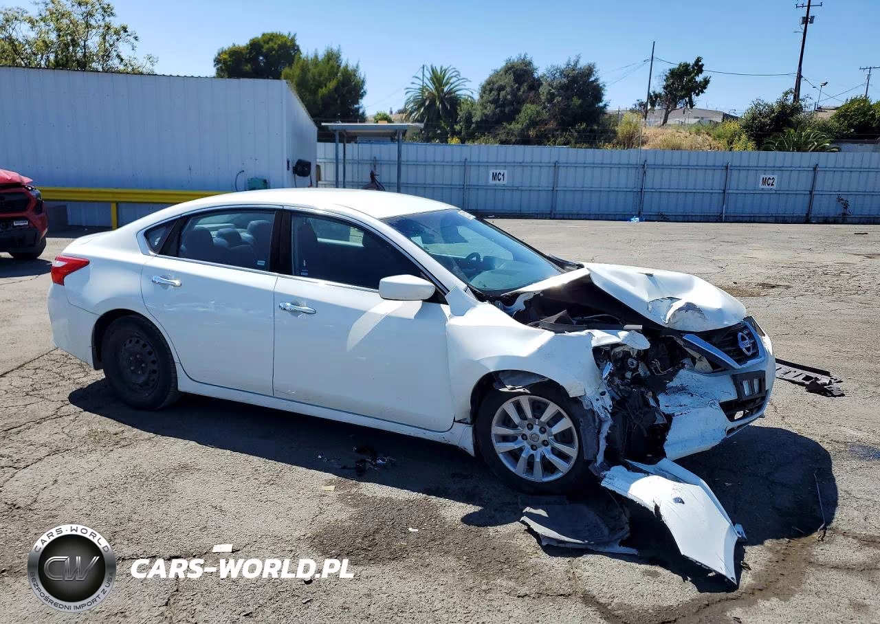 2016 Nissan Altima 2.5 S VIN:1N4AL3AP1GC283693 - 4