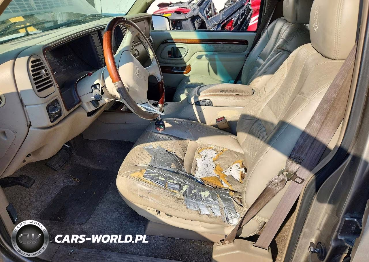 2000 Cadillac Escalade Luxury VIN:1GYEK63R3YR180864 - 7