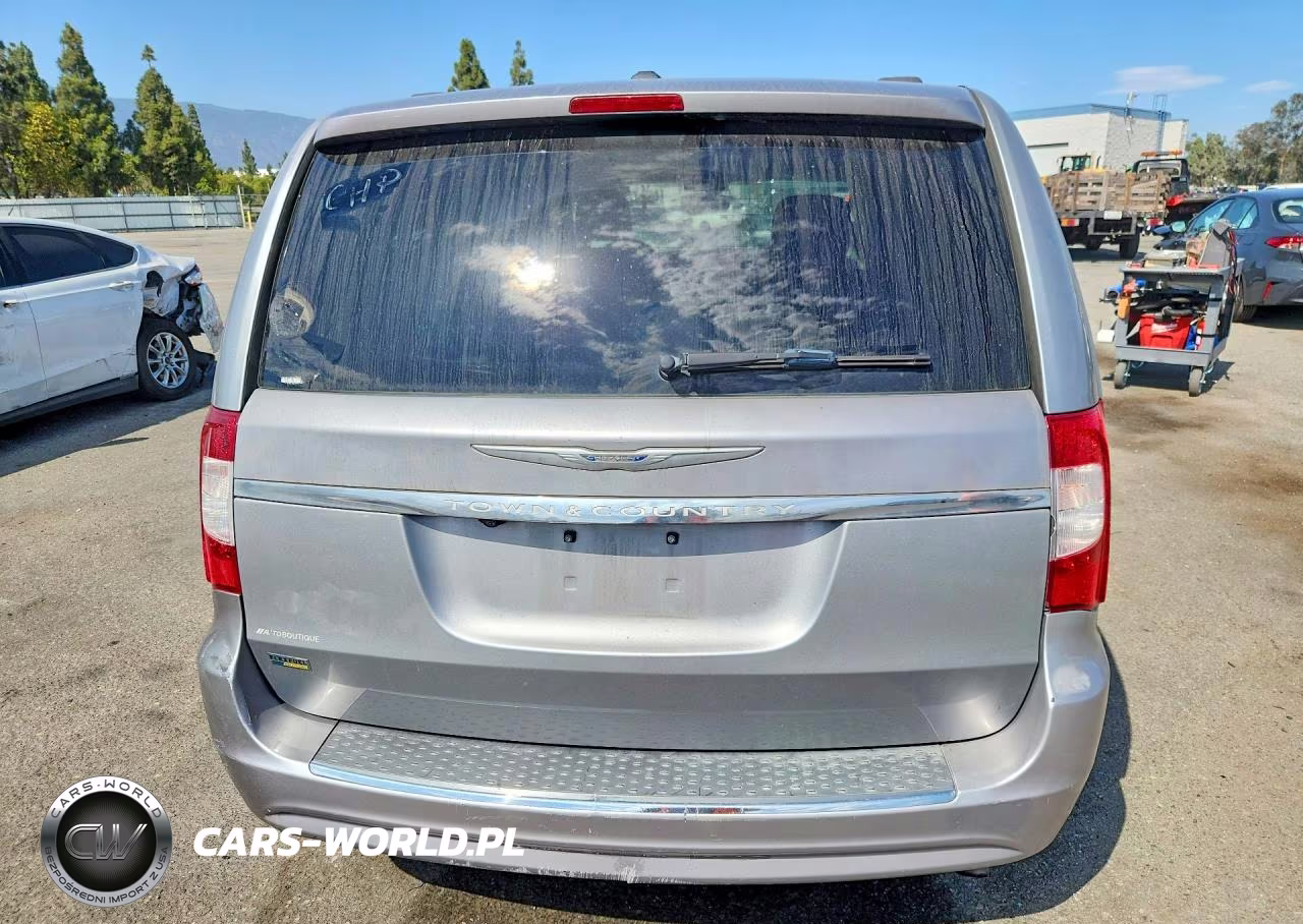 2014 Chrysler Town & Country Touring VIN:2C4RC1BG0ER247823 - 6