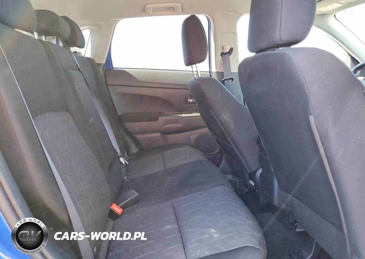 2026 Mitsubishi Outlander Sport S-Se VIN:JA4ARUAU5TU011215 - 11