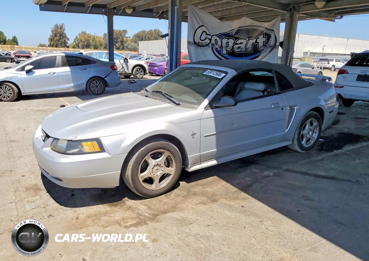 2003 Ford Mustang