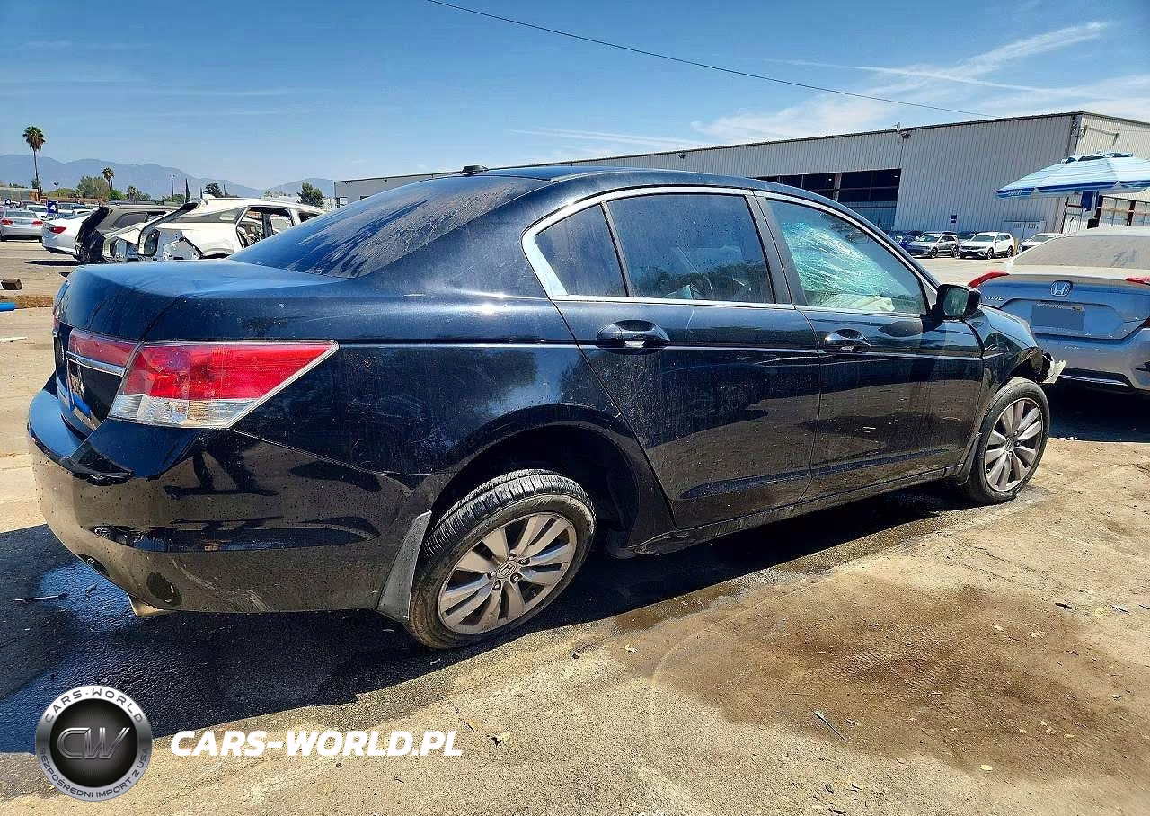 2011 Honda Accord Exl VIN:1HGCP2F80BA153025 - 3