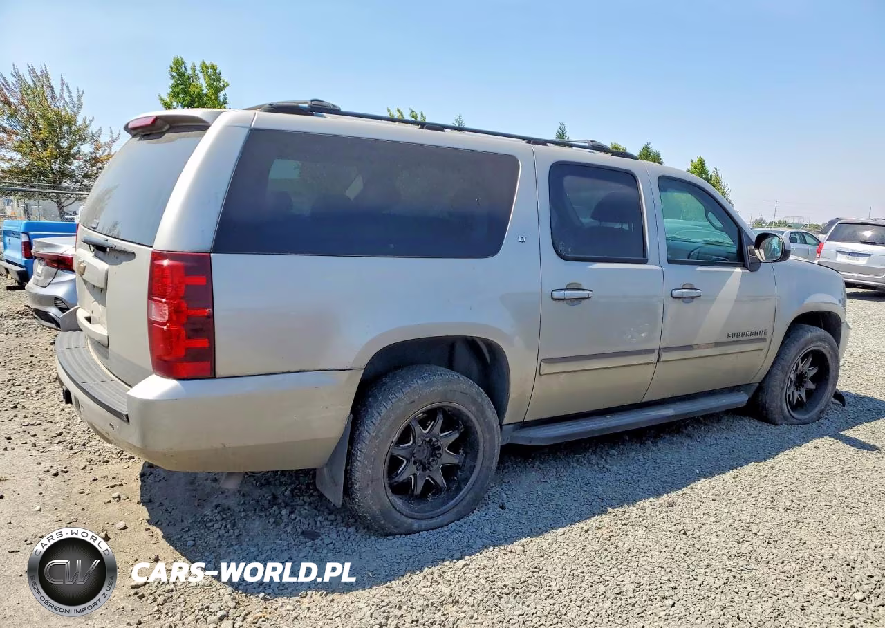 2007 Chevrolet Suburban K1500 VIN:3GNFK16357G132986 - 3