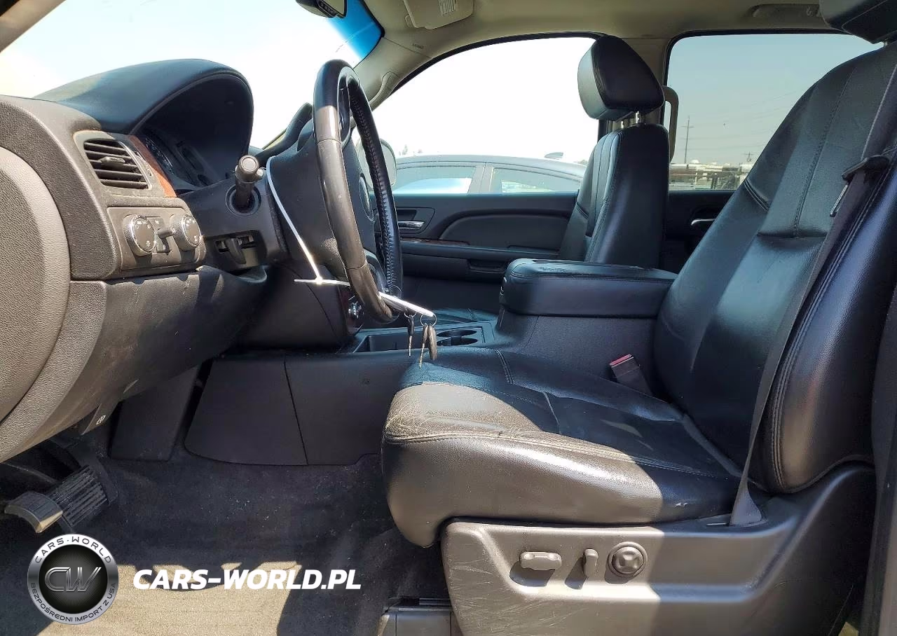 2007 Chevrolet Suburban K1500 VIN:3GNFK16357G132986 - 7