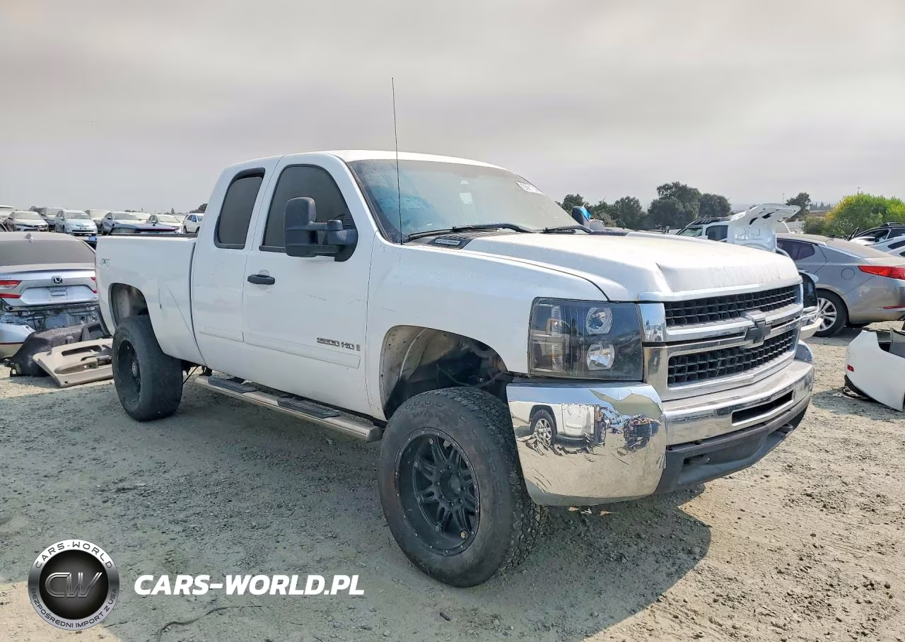 2007 Chevrolet Silverado K2500 Heavy Duty VIN:1GCHK29647E575800 - 4