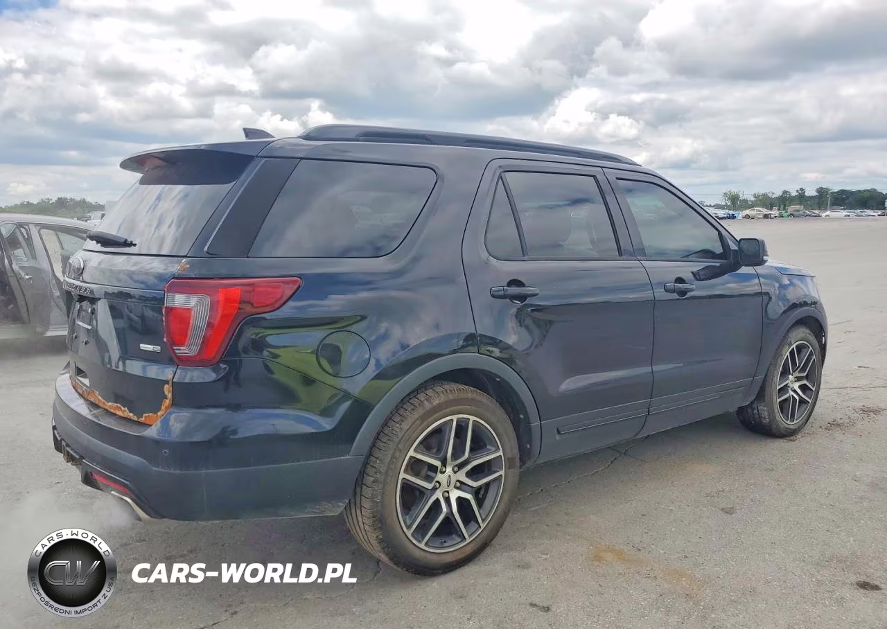 2016 Ford Explorer Sport VIN:1FM5K8GT0GGB20568 - 3