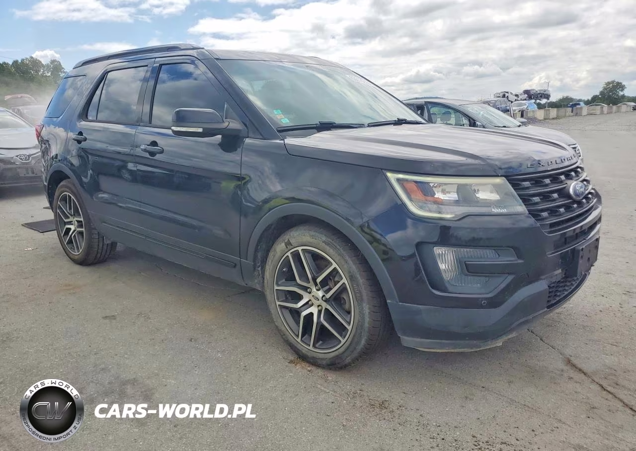 2016 Ford Explorer Sport VIN:1FM5K8GT0GGB20568 - 4
