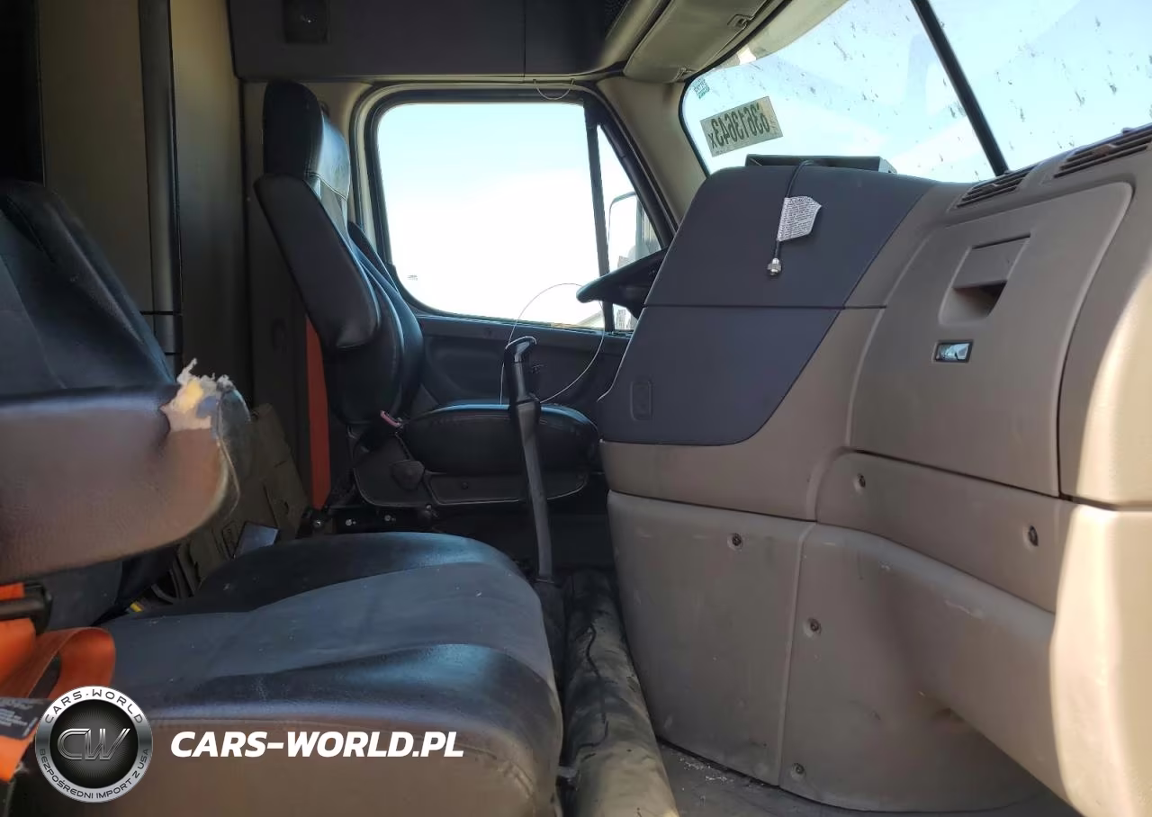 2016 Freightliner Cascadia 125 VIN:1FUBGLD54GLHN3580 - 5
