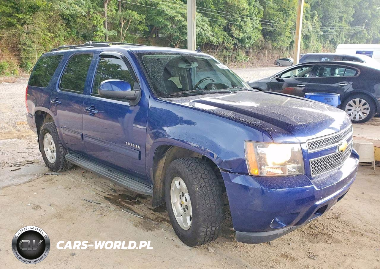 2012 Chevrolet Tahoe C1500 Ls VIN:1GNSCAE04CR210302 - 4