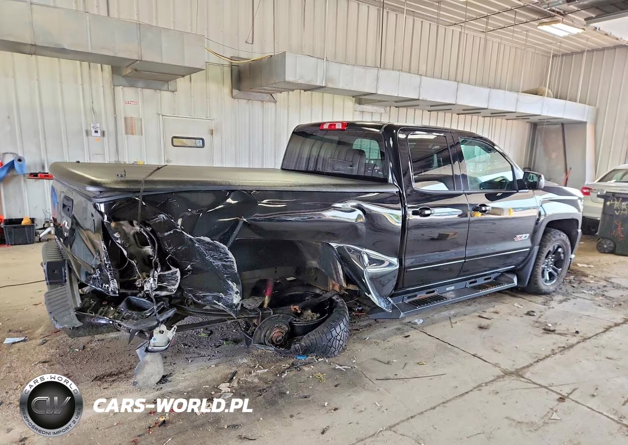 2018 Chevrolet Silverado K1500 Lt VIN:2GCVKREC8J1106046 - 3