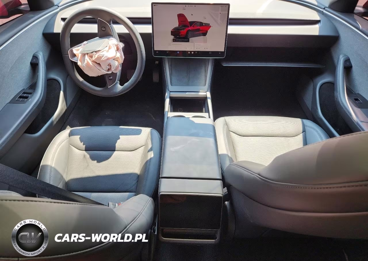 2025 Tesla Model 3 VIN:5YJ3E1EA5SF007908 - 8