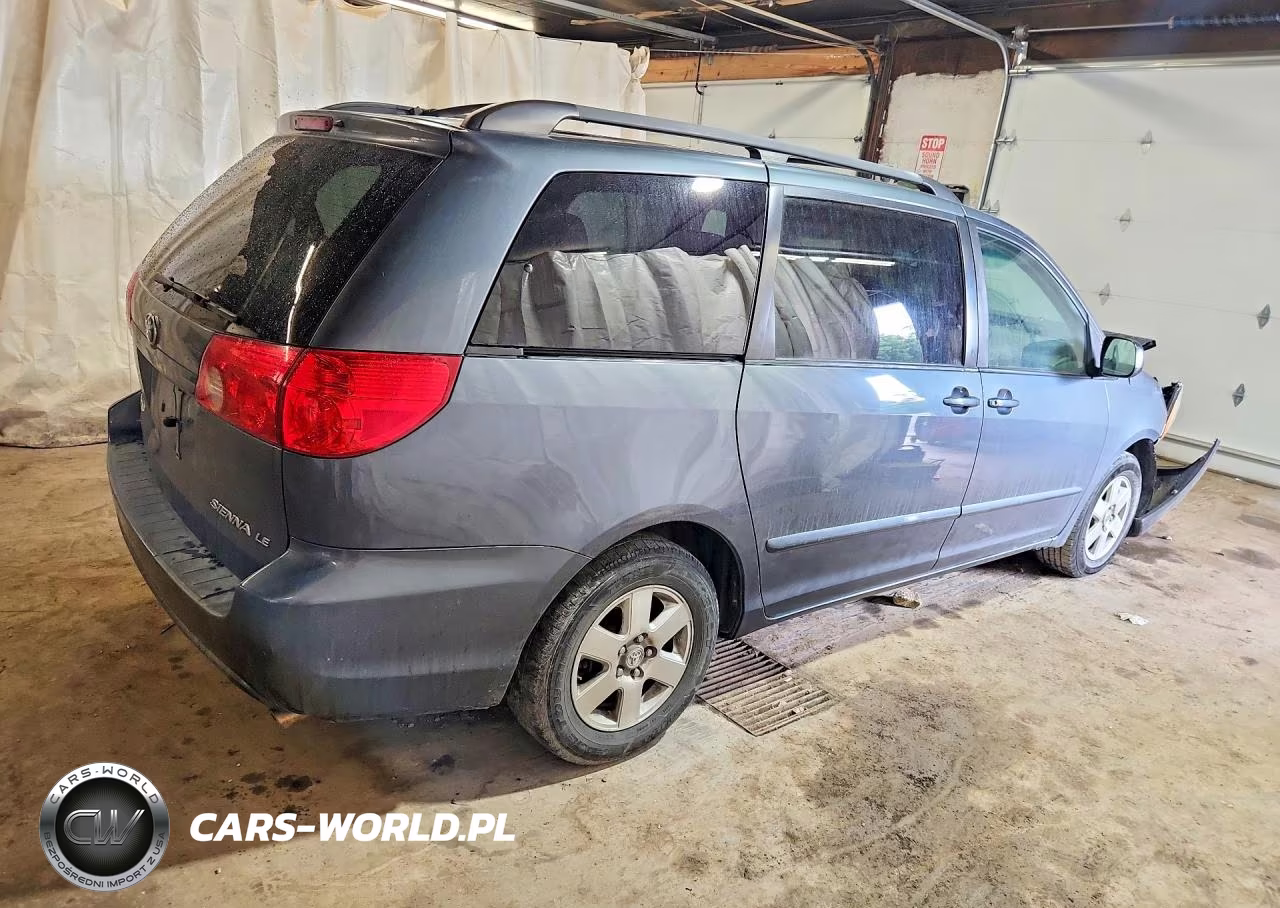 2010 Toyota Sienna Le 7-Passenger VIN:5TDKK4CC0AS301009 - 3