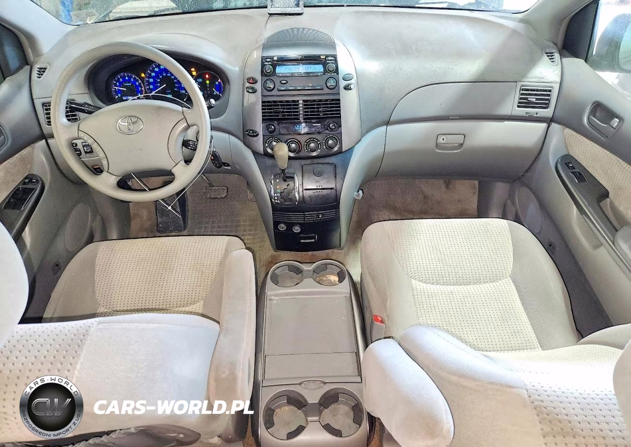 2010 Toyota Sienna Le 7-Passenger VIN:5TDKK4CC0AS301009 - 8