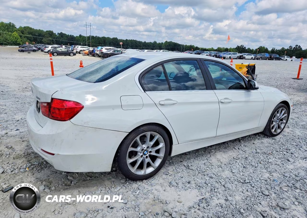 2015 BMW 320 I VIN:WBA3B1C57FK137905 - 3