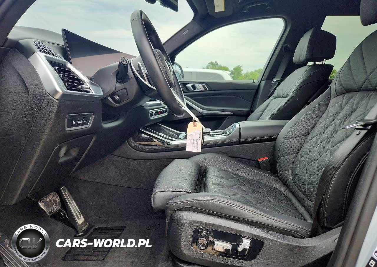 2025 BMW X7 xDrive40I VIN:5UX23EM00S9X27367 - 7