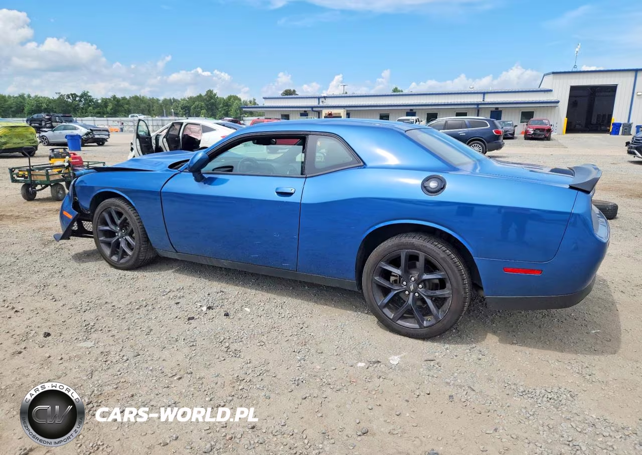 2022 Dodge Challenger Sxt VIN:2C3CDZAG5NH143695 - 2