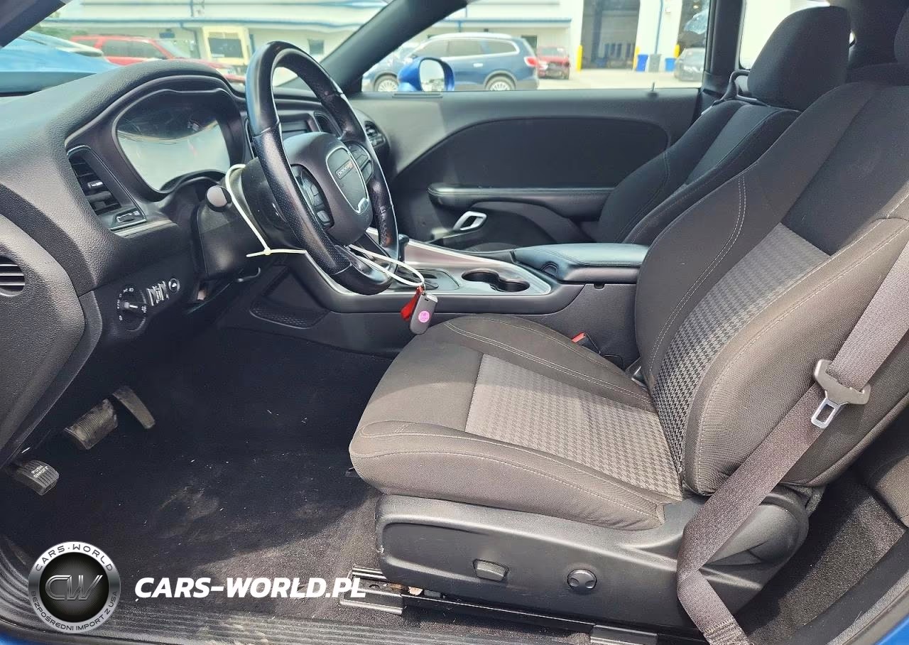 2022 Dodge Challenger Sxt VIN:2C3CDZAG5NH143695 - 7