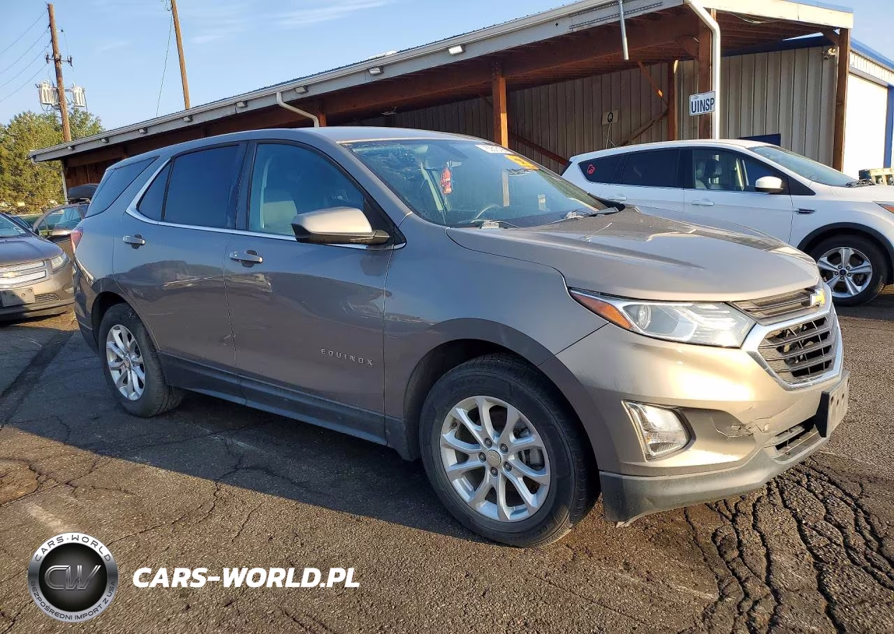 2018 Chevrolet Equinox Lt VIN:3GNAXJEV8JL116004 - 4