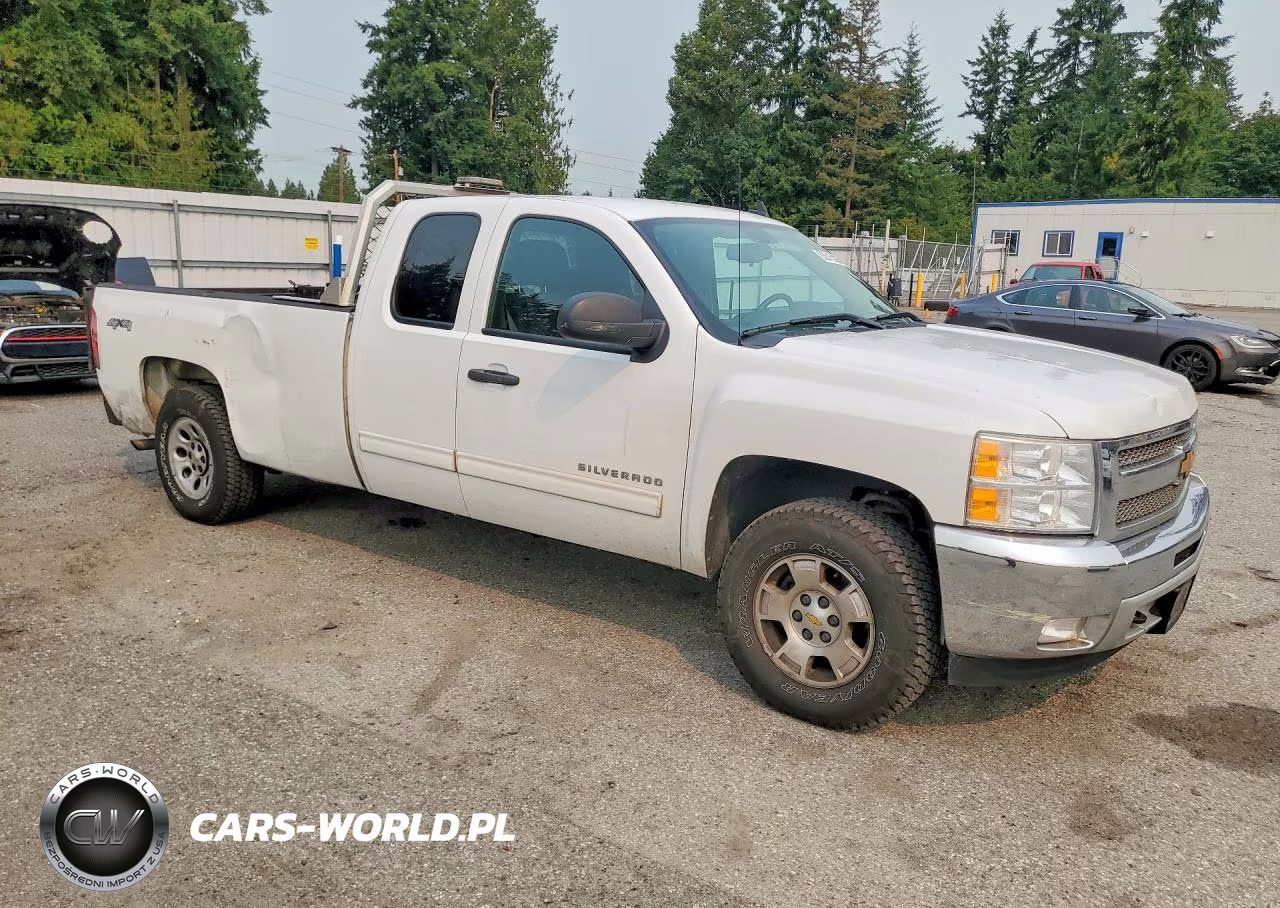 2013 Chevrolet Silverado K1500 Lt VIN:1GCRKSE05DZ157353 - 4