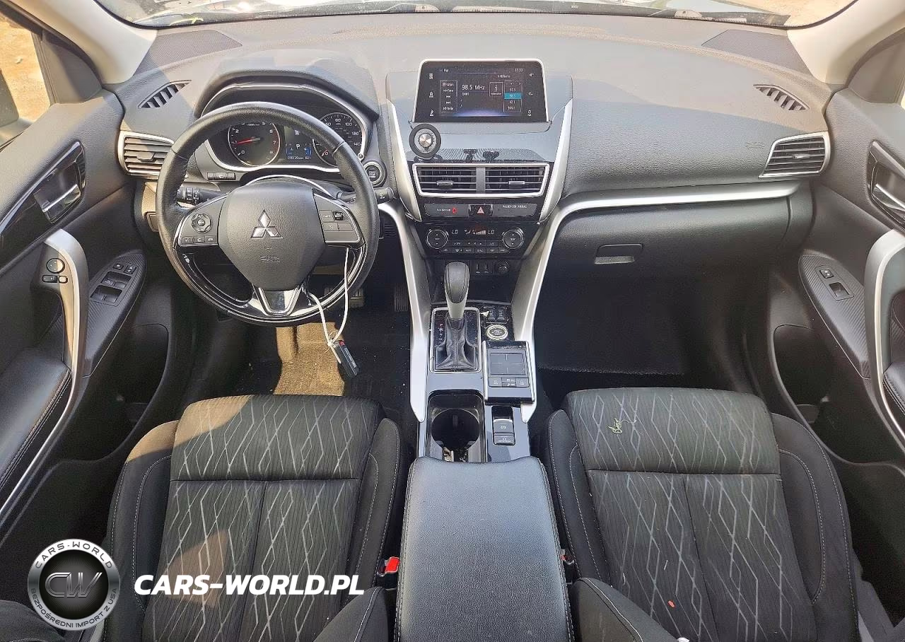 2018 Mitsubishi Eclipse Cross Se VIN:JA4AT5AA4JZ046633 - 8