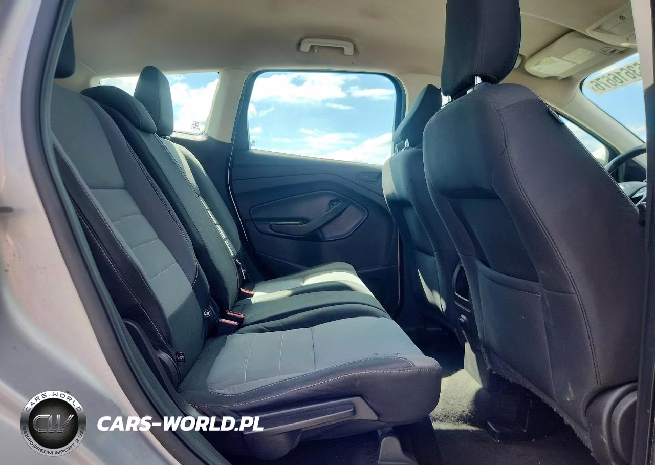 2019 Ford Escape S VIN:1FMCU0F71KUB94910 - 11