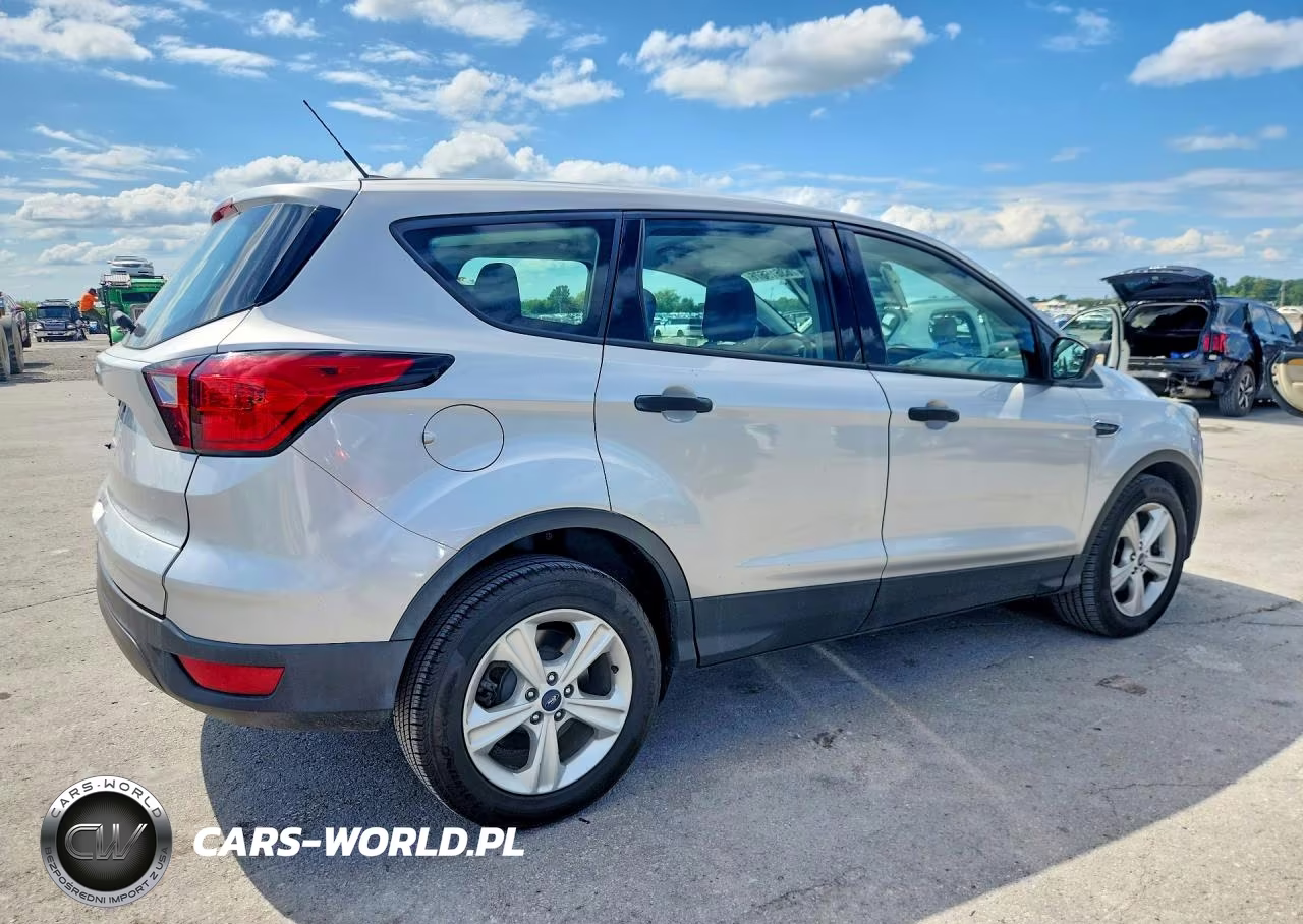 2019 Ford Escape S VIN:1FMCU0F71KUB94910 - 3