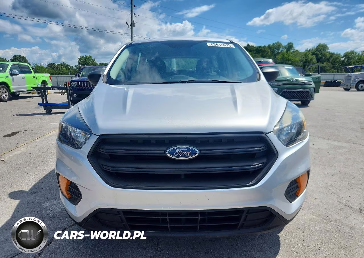 2019 Ford Escape S VIN:1FMCU0F71KUB94910 - 5