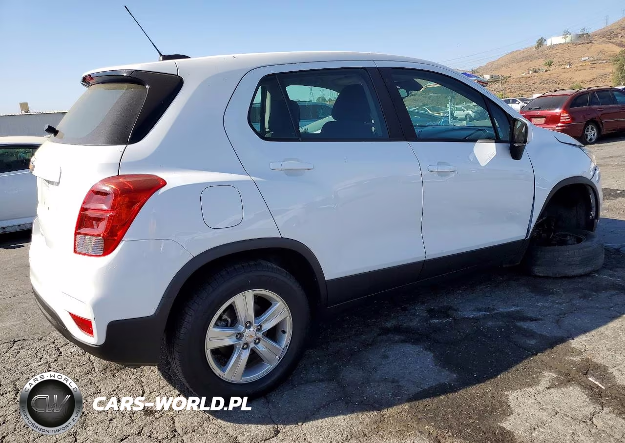 2017 Chevrolet Trax Ls VIN:KL7CJNSB8HB203012 - 3