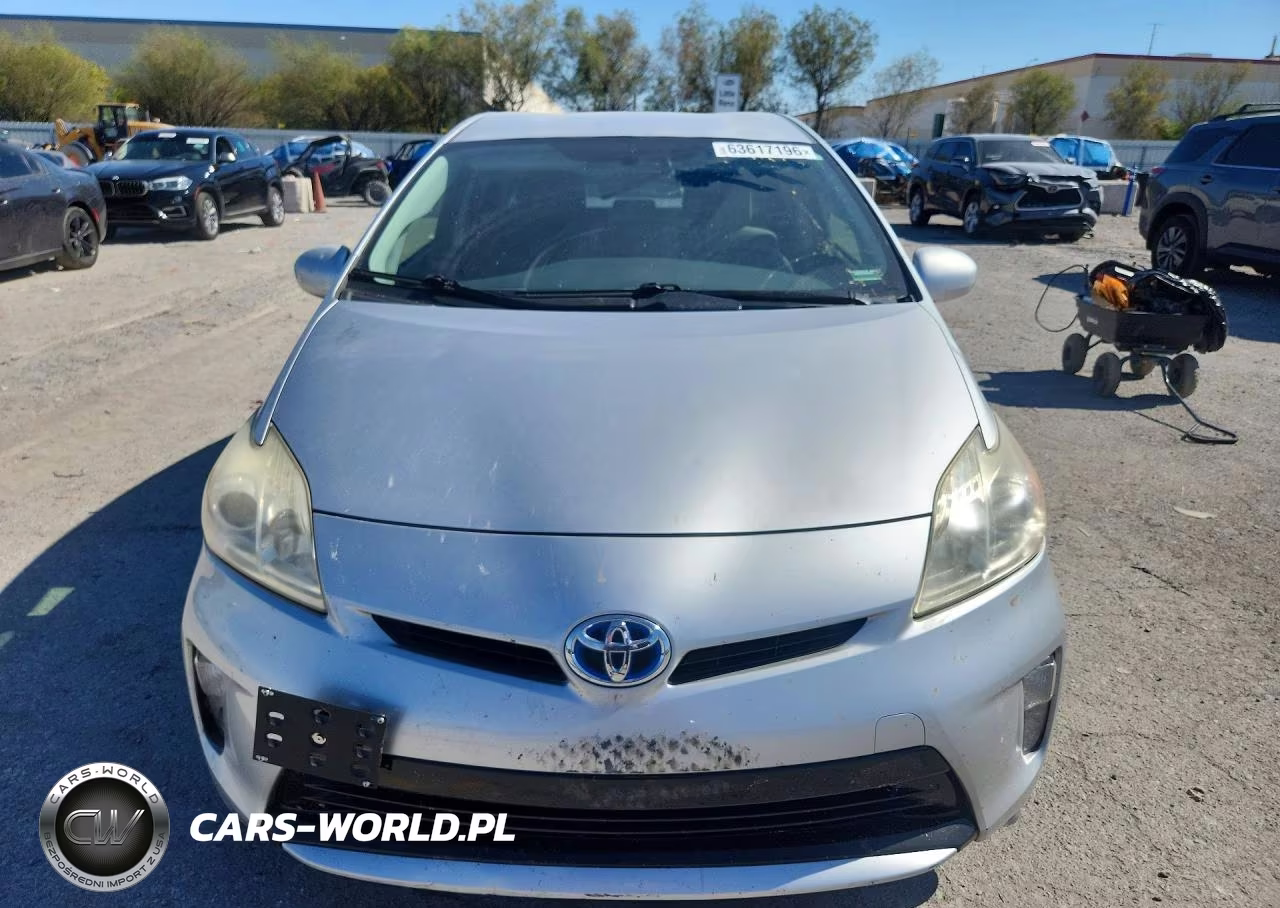 2012 Toyota Prius Three VIN:JTDKN3DU0C1545042 - 5