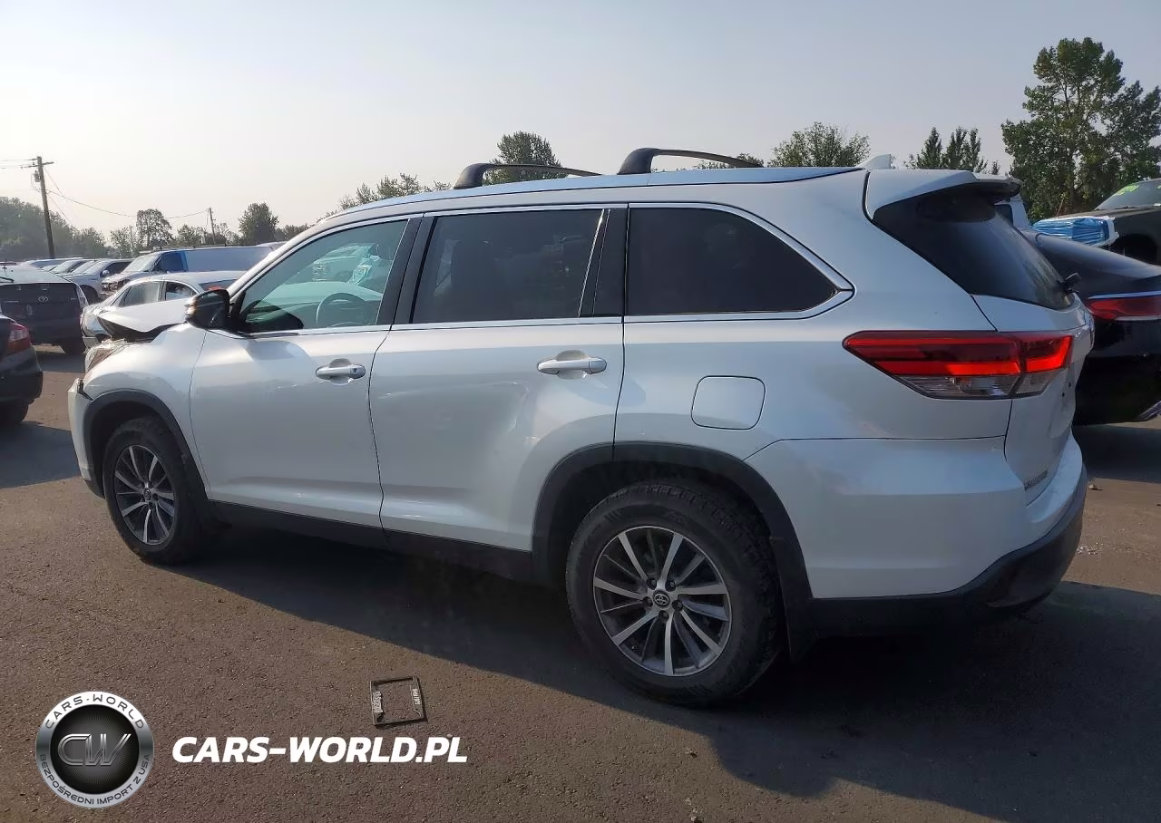 2019 Toyota Highlander Xle VIN:5TDJZRFH0KS574206 - 2
