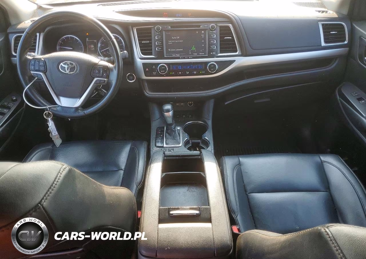 2019 Toyota Highlander Xle VIN:5TDJZRFH0KS574206 - 8