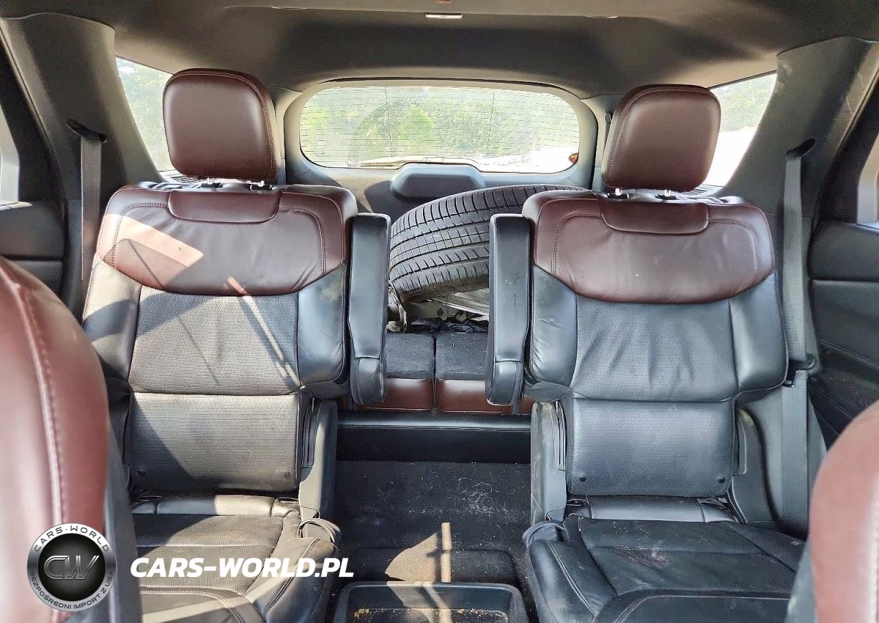 2020 Ford Explorer Platinum VIN:1FM5K8HC7LGB29745 - 10