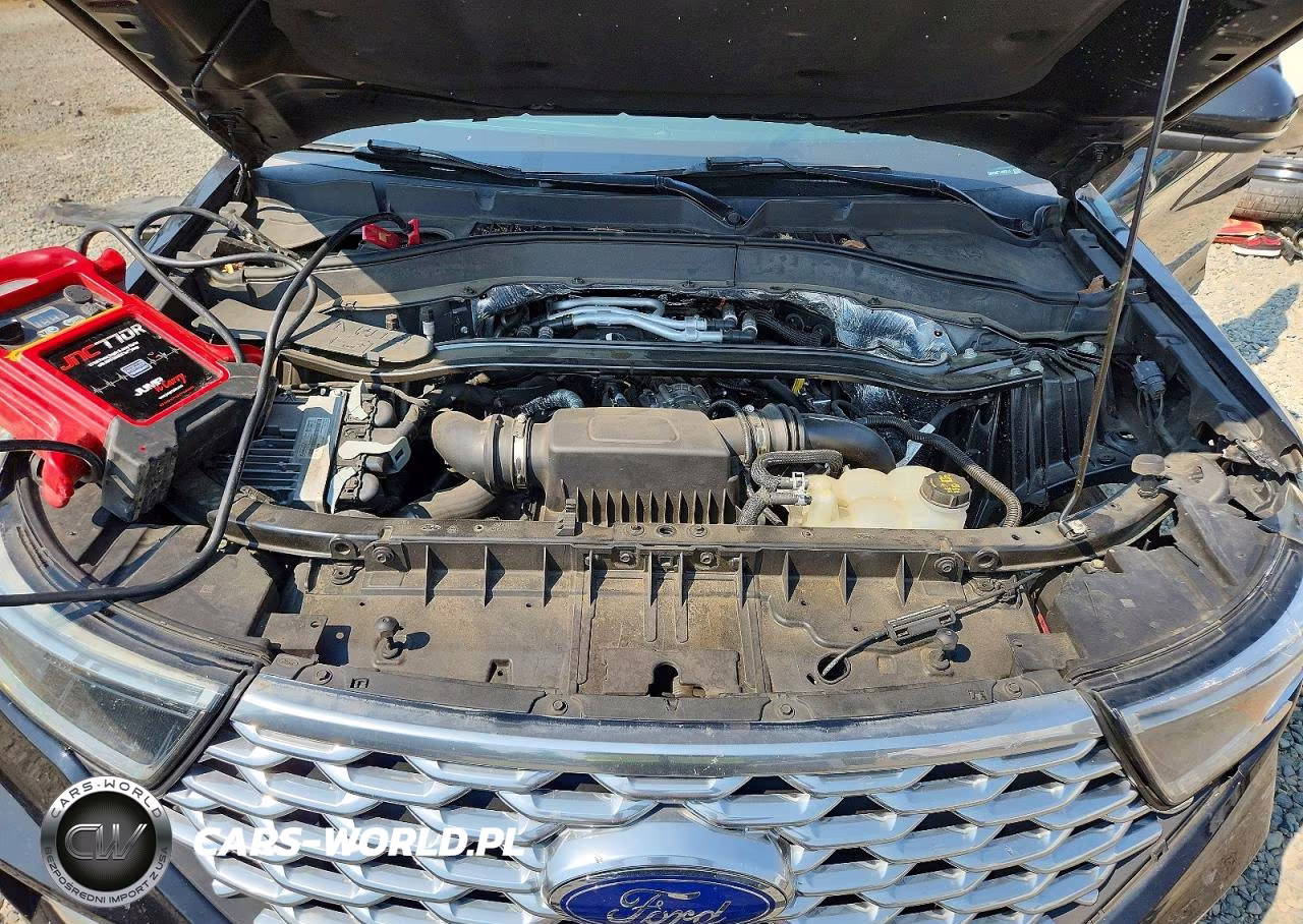 2020 Ford Explorer Platinum VIN:1FM5K8HC7LGB29745 - 12
