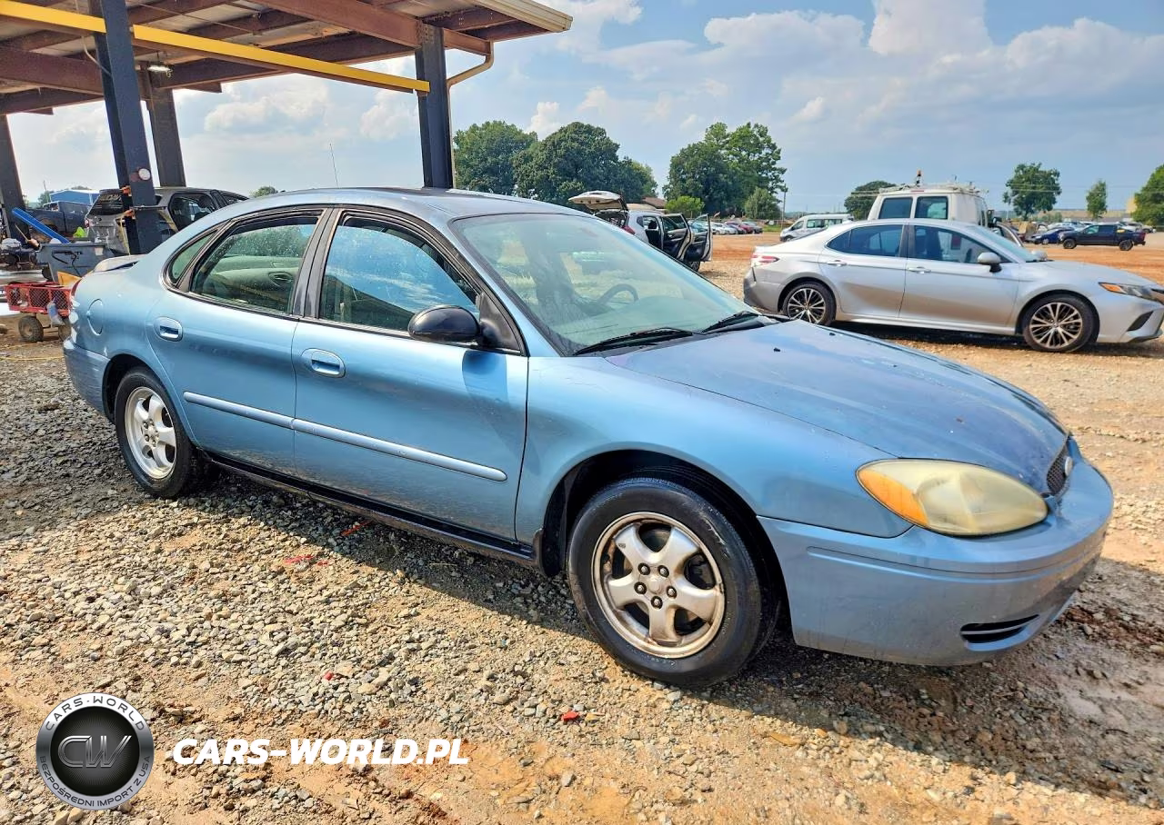 2005 Ford Taurus Se VIN:1FAFP53205A164792 - 4