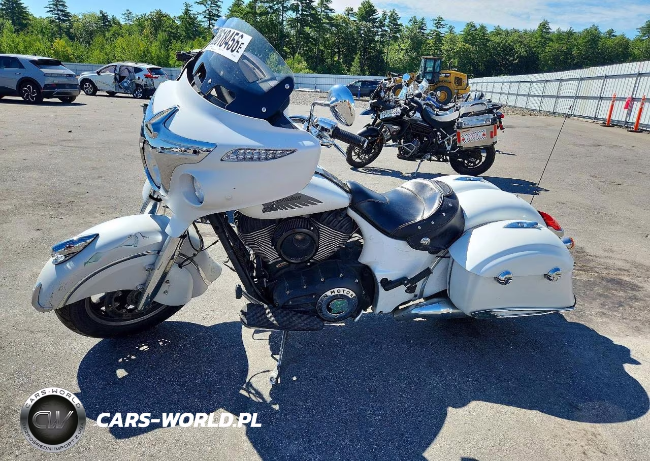 2017 Indian Chieftain VIN:56KTCAAA8H3355522 - 3