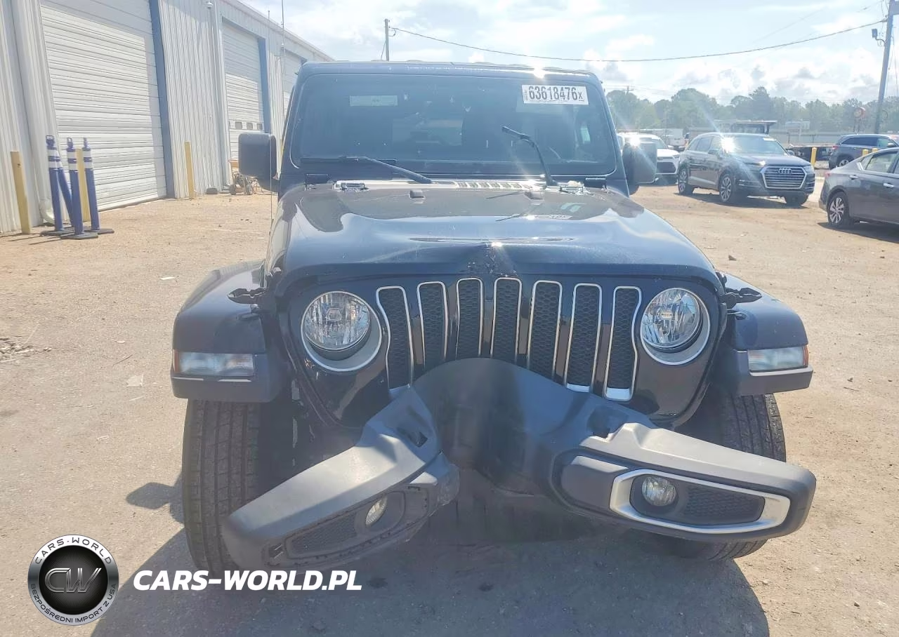 2020 Jeep Wrangler Unlimited Sahara VIN:1C4HJXEN2LW161237 - 5