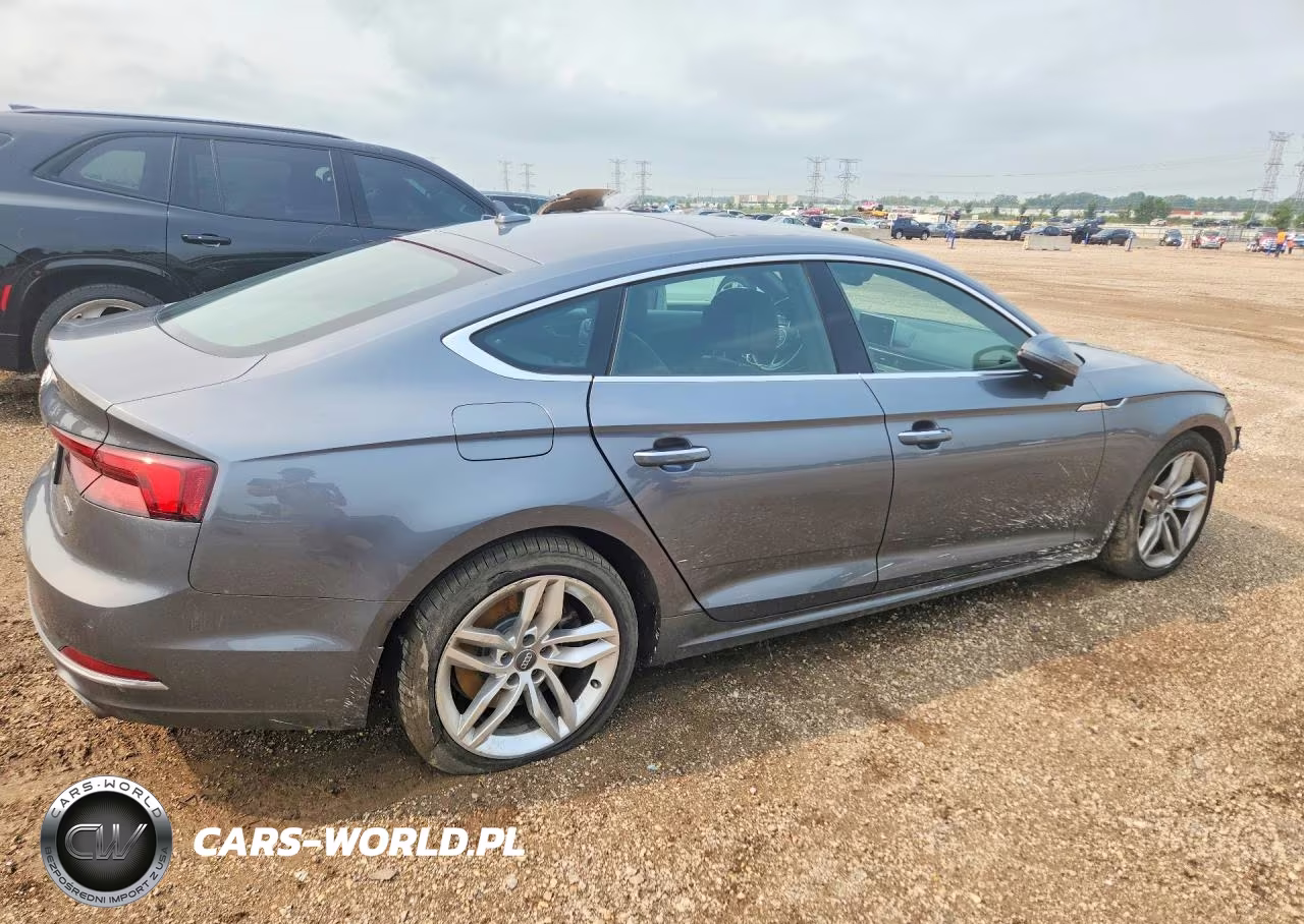 2019 Audi A5 Premium Plus VIN:WAUBNCF50KA011072 - 3