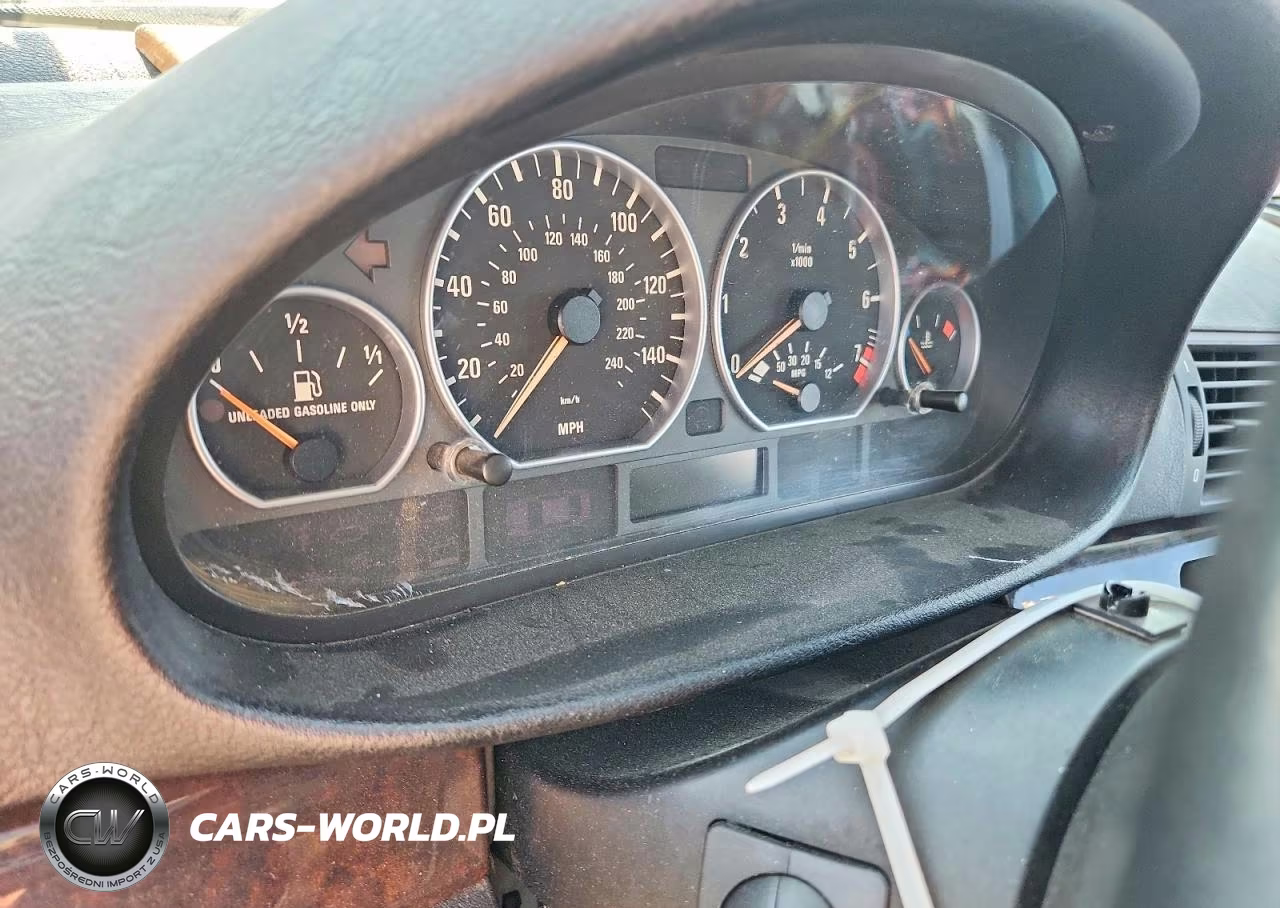 2001 BMW 330 Ci VIN:WBABS53401EV85680 - 9