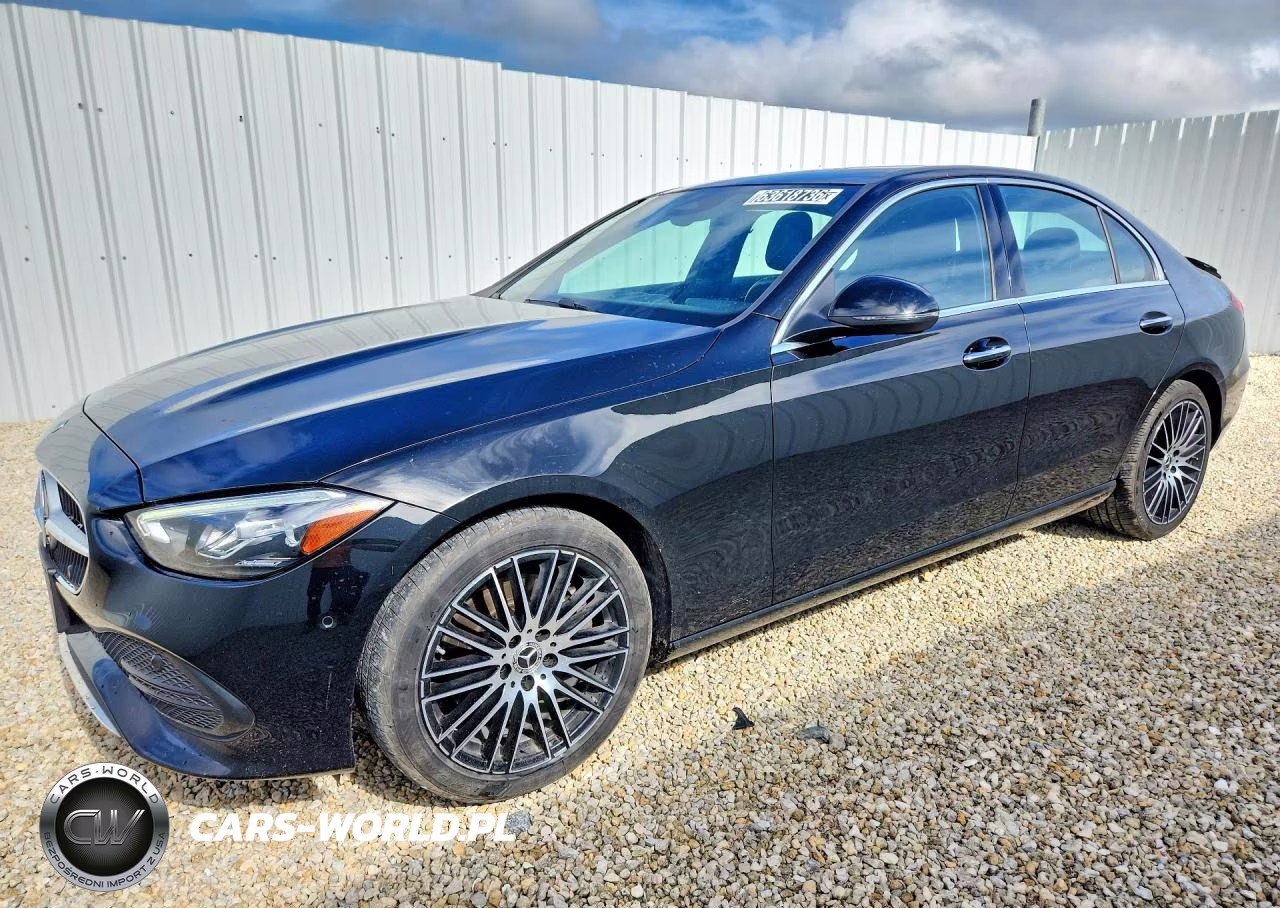 2025 Mercedes-Benz C 300 – zdjęcie 1 z 12