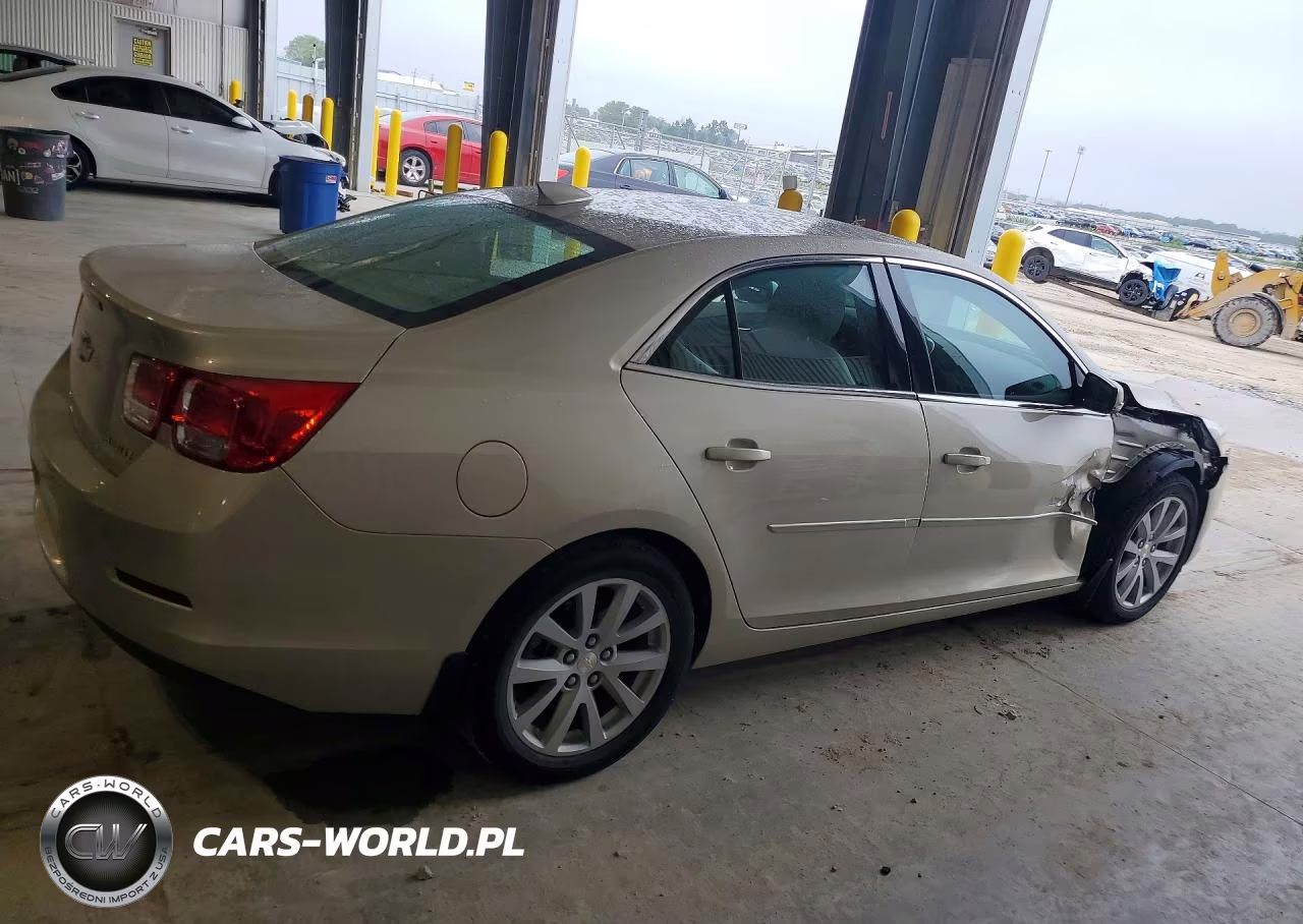 2015 Chevrolet Malibu 2Lt VIN:1G11D5SL6FF347831 - 3