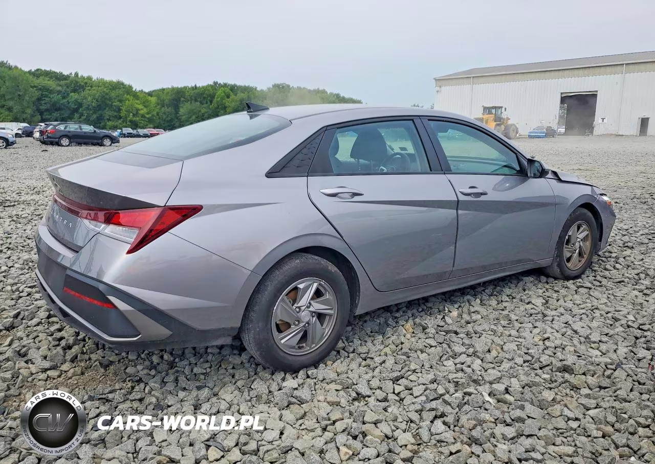 2025 Hyundai Elantra Se VIN:KMHLL4DG3SU854121 - 3