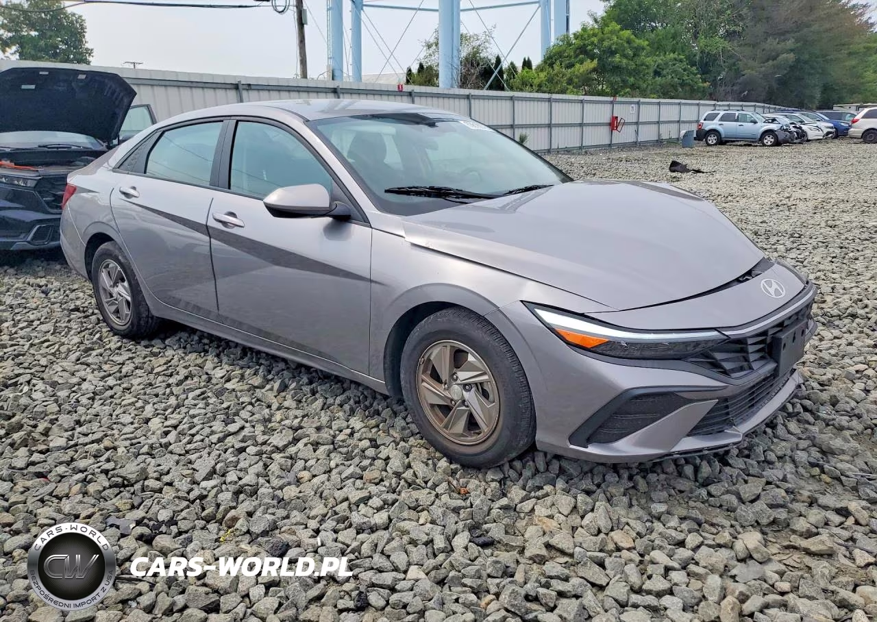 2025 Hyundai Elantra Se VIN:KMHLL4DG3SU854121 - 4